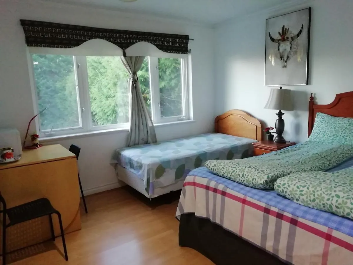 Lido Family Guest House Richmond Homestay