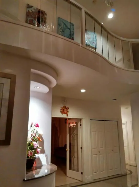 Homestay Lido Family Guest House Richmond Canada