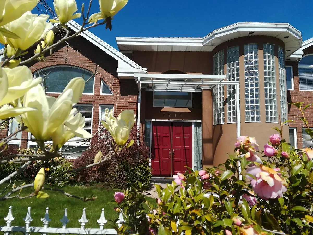 Lido Family Guest House Richmond Canada
